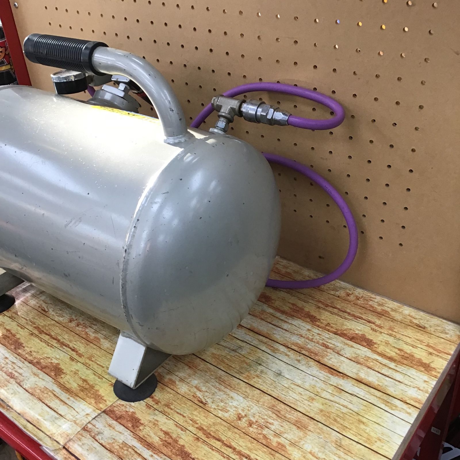 636 常圧接続エアタンク 補助タンク MAX マックス AK-T20R ☆中古品☆MAX