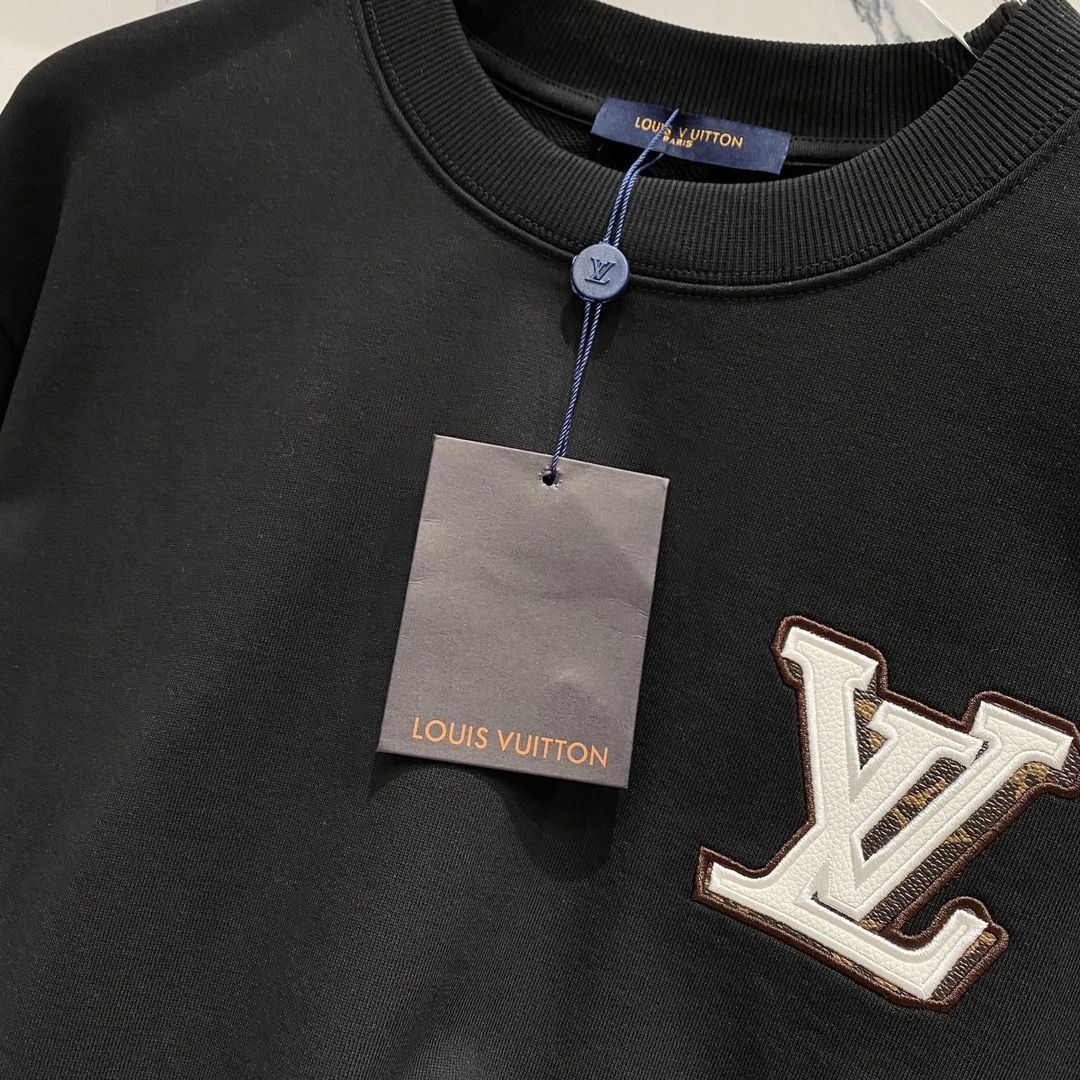 LOUIS VUITTON (ルイヴィトン) スウェット Tシャツ 長袖 レディース ファッション 人気 新作 秋冬 男女兼用 2色 ブラック/ホワイト（05083008）  - メルカリ