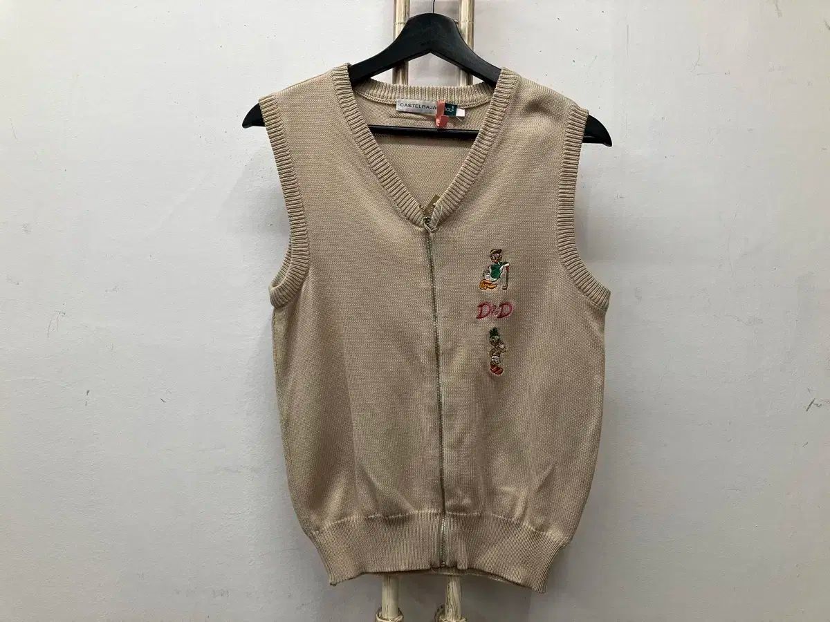 【雷市場（ポンジャン）商品韓国直送】 2 カステルバジャック ( CASTELBAJAC ） ゴルフ ニット ベスト 90 （ S