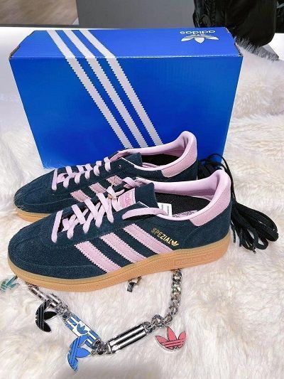 新品 adidas ハンドボール スペツィアル / HANDBALL SPEZIAL