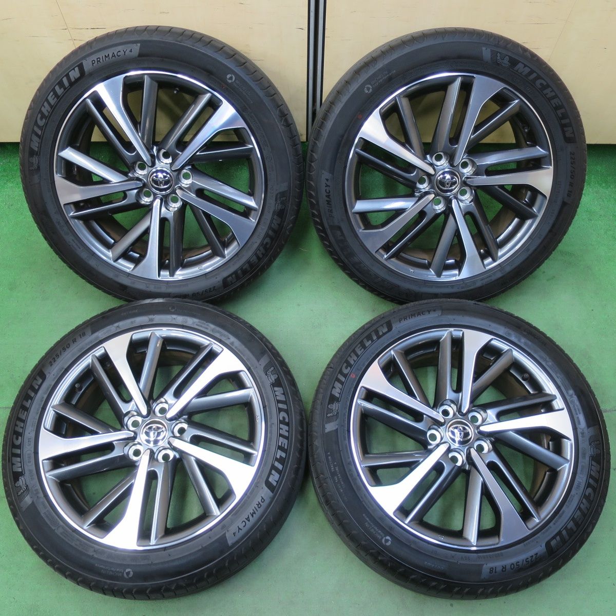 バリ溝 23年 キレイ 9分 トヨタ カローラ クロス Zグレード 純正 225|50R18 ミシュラン プライマシー4 18インチ PCD114.3|5H 5050810イノ