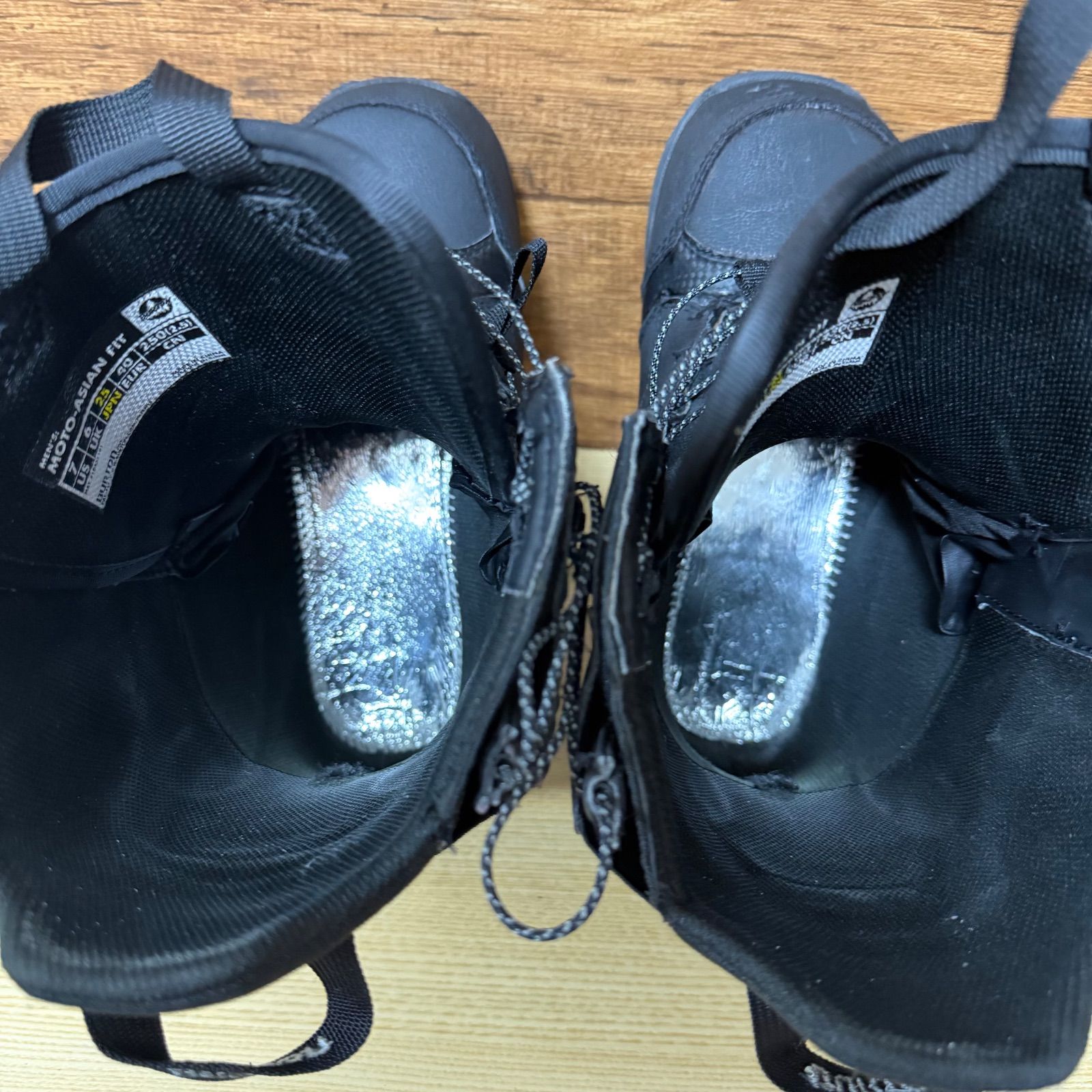 ブラック ピンク