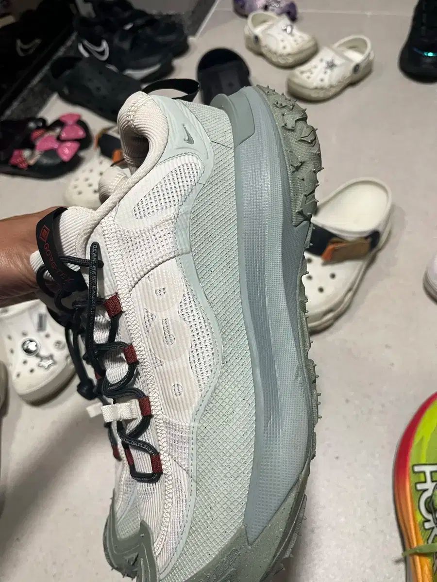 ナイキ マウンテン フライ2 サイズ 270