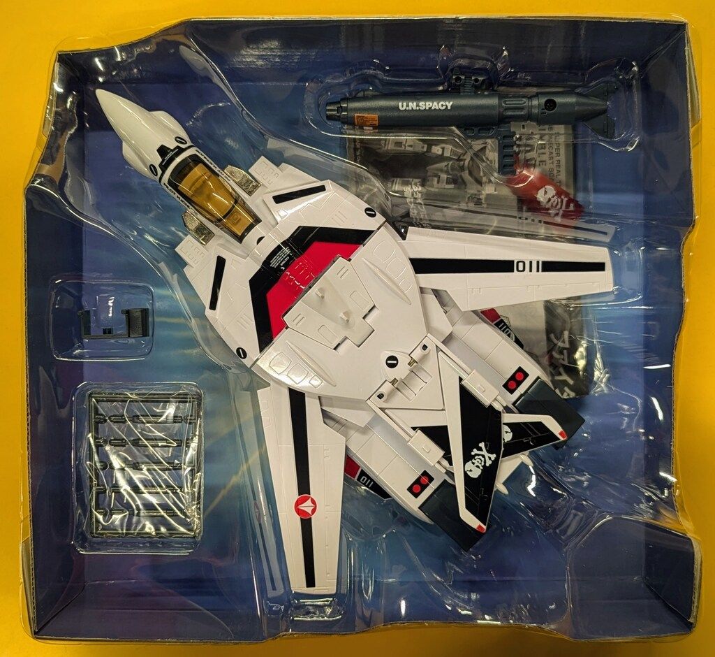 バンダイ (タカトク復刻) VF-1Aバルキリー 一条輝機 1/55 - メルカリ
