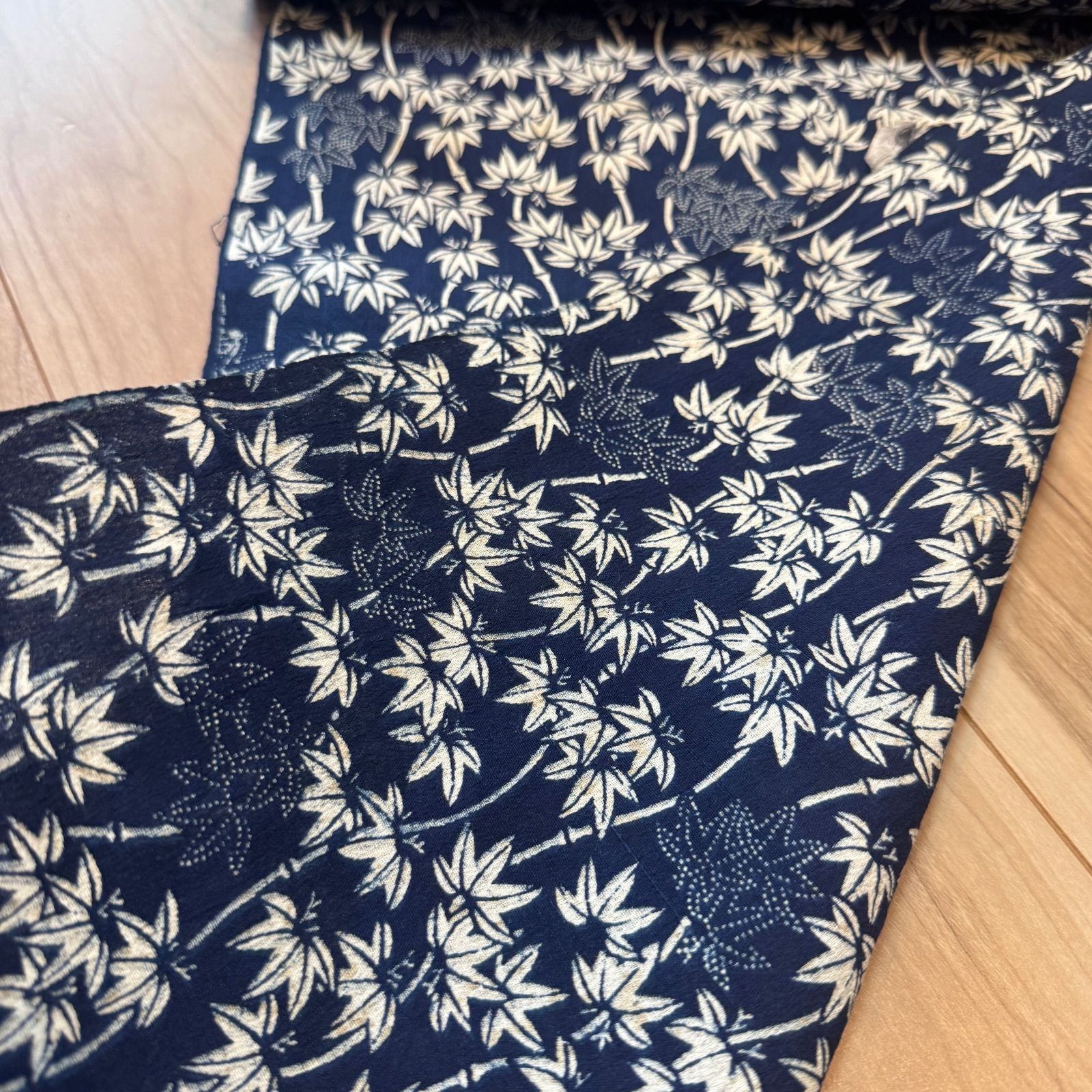 浴衣 竺仙 綿縮 反物 本染 注染 型染 シンプル 白 濃紺 セミ