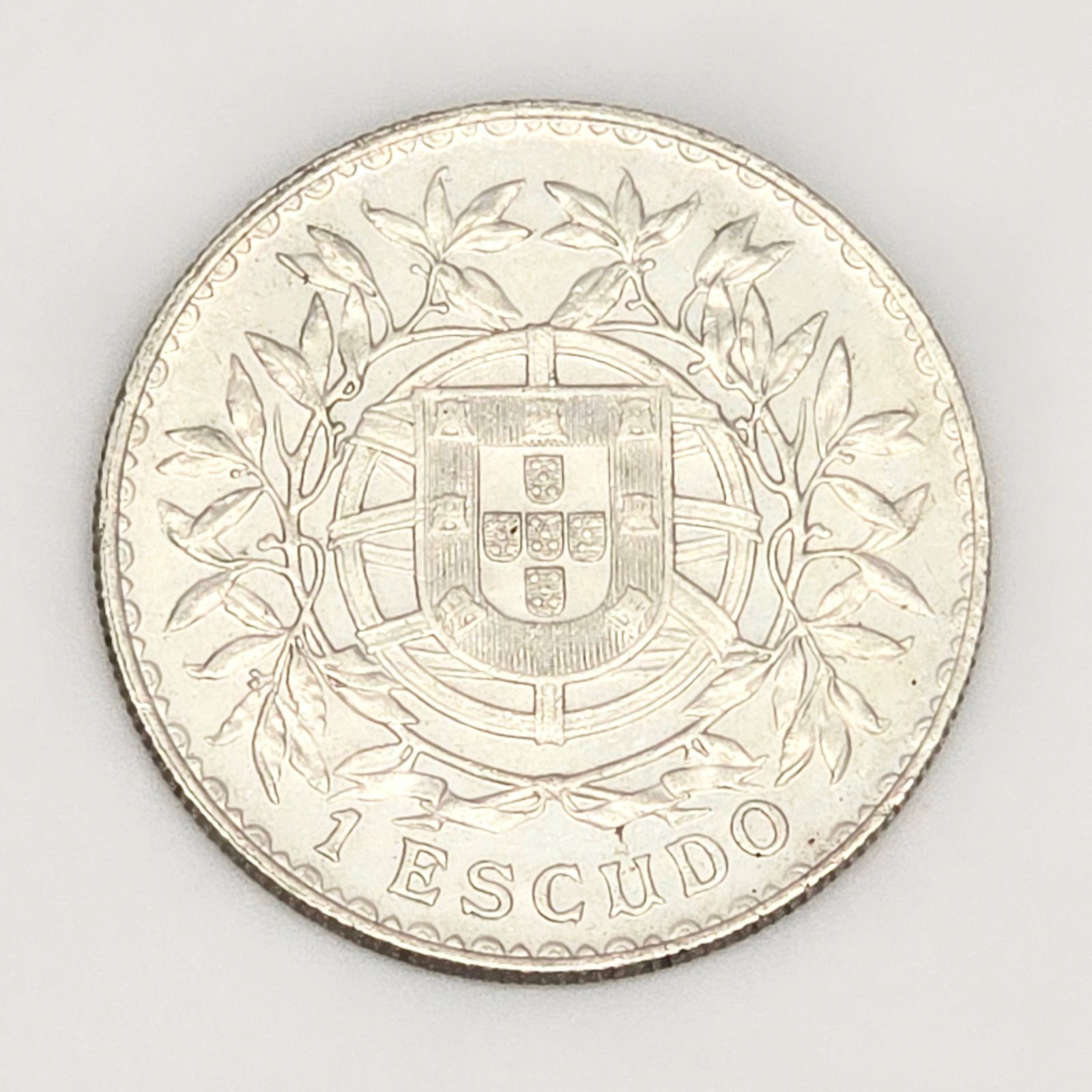 ポルトガル 1915年 1エスクード 銀貨 自由の女神像 国章 直径37.3㎜ 25.03g 比重10.2程度 アンティークコイン シルバーコイン  古銭 記念硬貨 ポルトガル 銀貨 1エスクード 女神 アンティークコイン その他コレクション、趣味