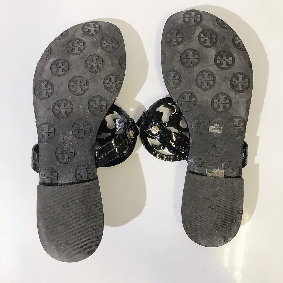 TORY BURCH トリーバーチ トング サンダル ブラック 黒 エナメル