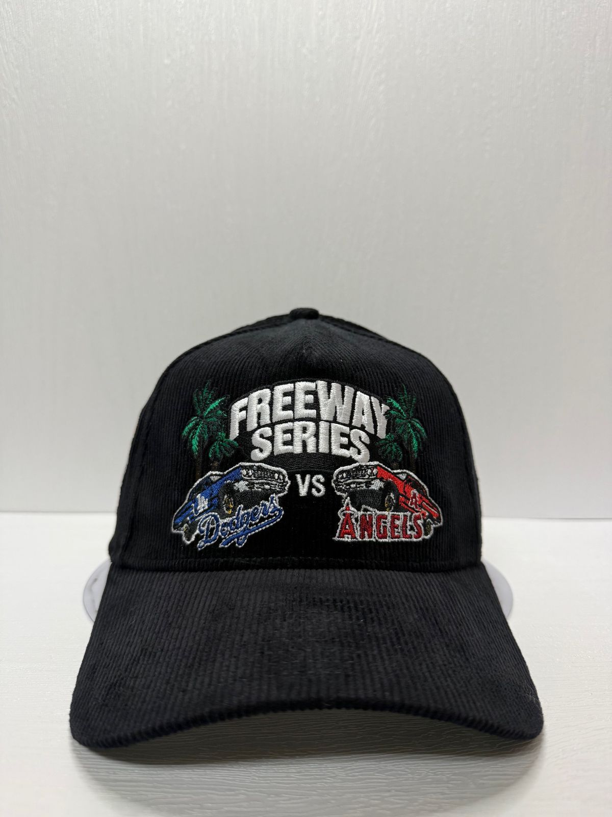 Newera ロサンゼルスドジャースvsロサンゼルスエンゼルス フリーウェイシリーズ 9forty A-FRAME スナップバックキャップ ブラックカラー