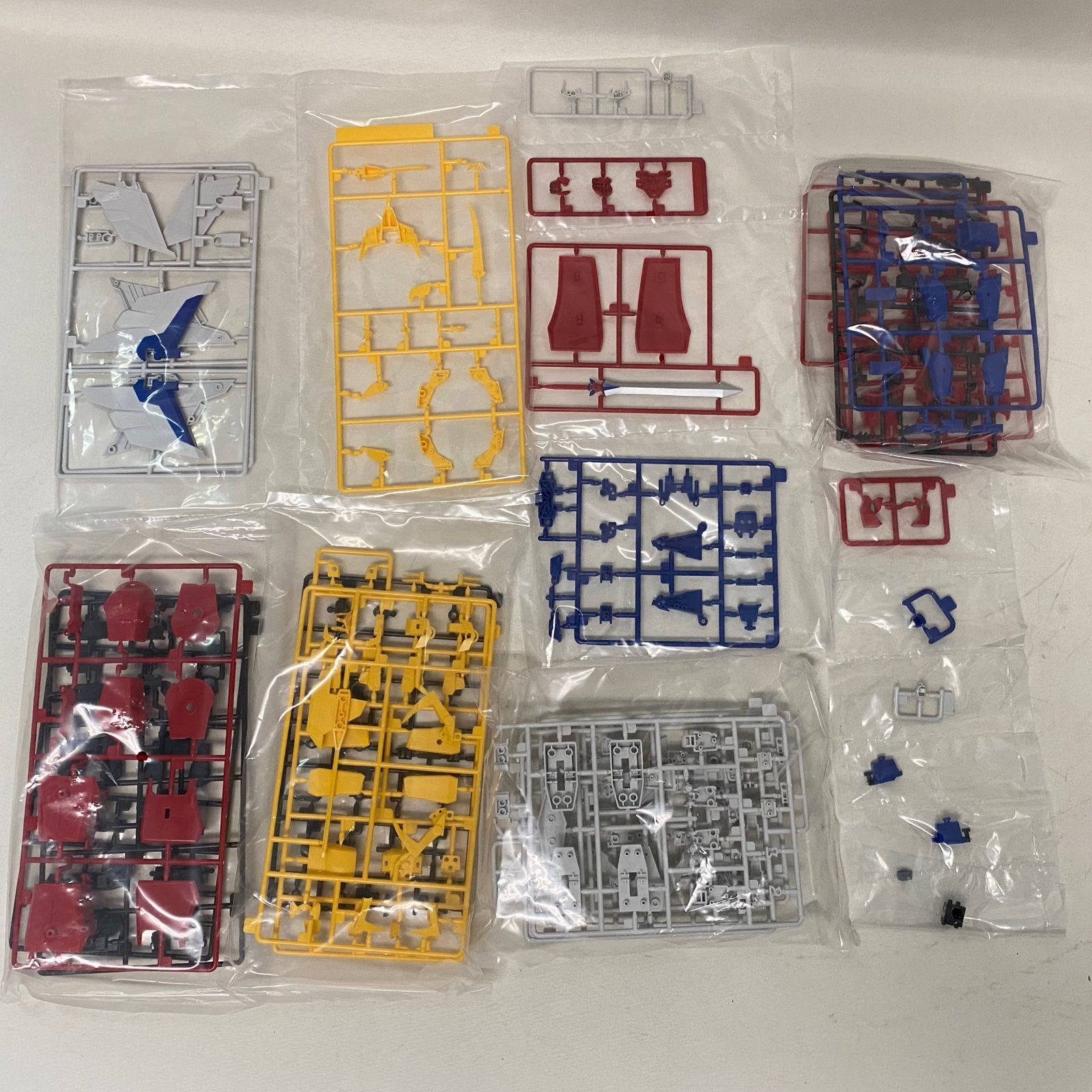 （中古）箱あり 元気爆発ガンバルガー組み立てプラスチックモデル入り 7点セット 浜館42-869】 MODEROID 元気爆発 ガンバルガー プラスチック