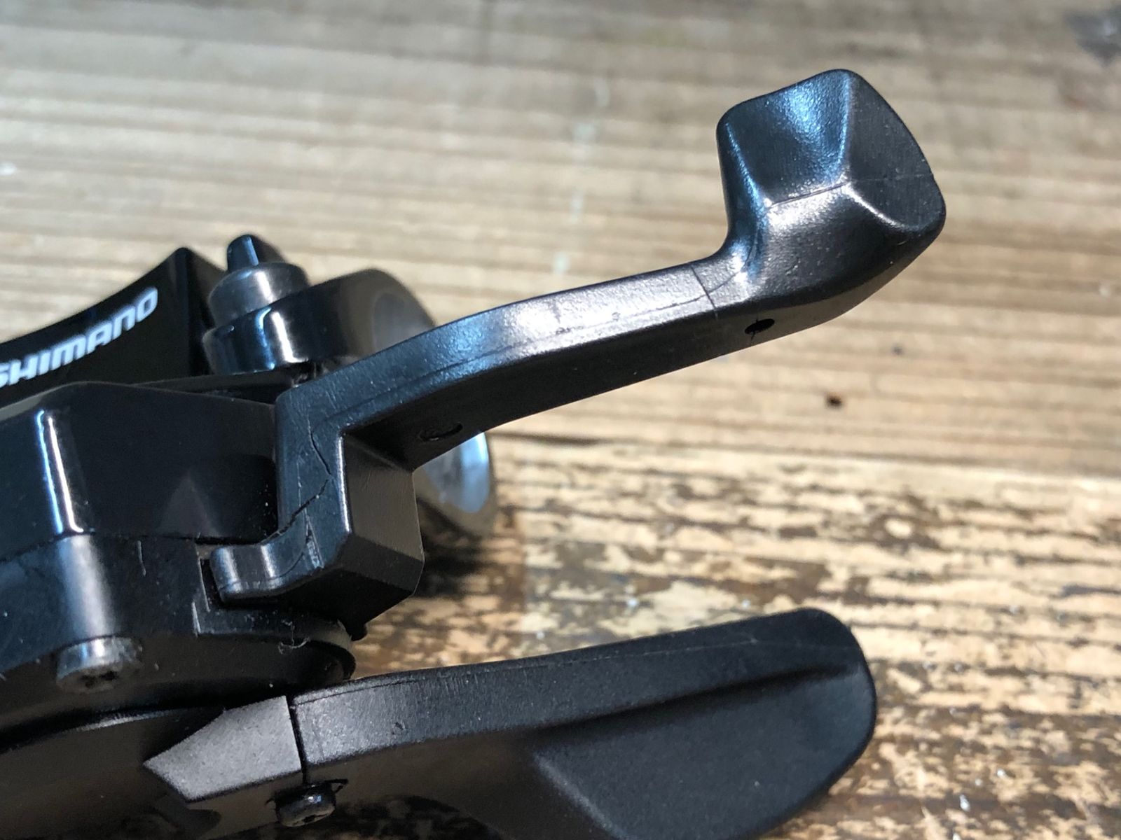 シマノ(SHIMANO) SL-R440/441 シフトレバー 2/3x9速 FLATBAR用 左右セット SHIMANO 「シマノ」 SL-R441 シフトレバー ⁄ 京都八幡店 ｜ バイチャリ