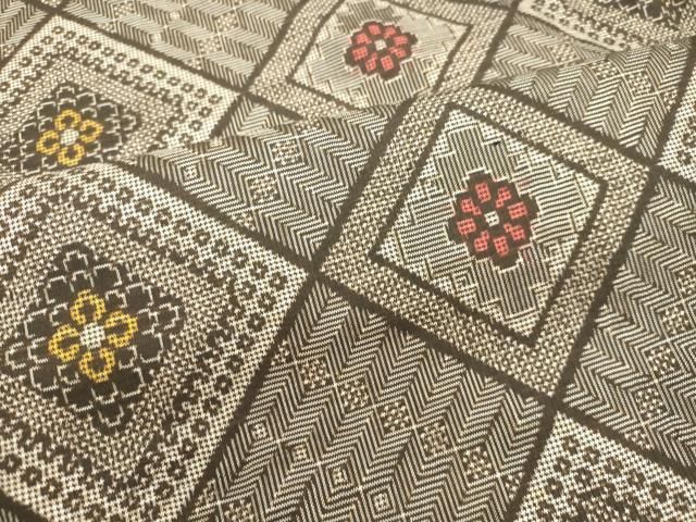 平和屋着物○本場大島紬 龍郷絣 花菱文 正絹 逸品 DAAS3680ps
