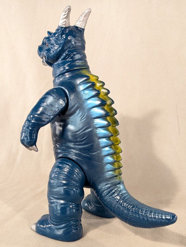 パゴス 青緑成型