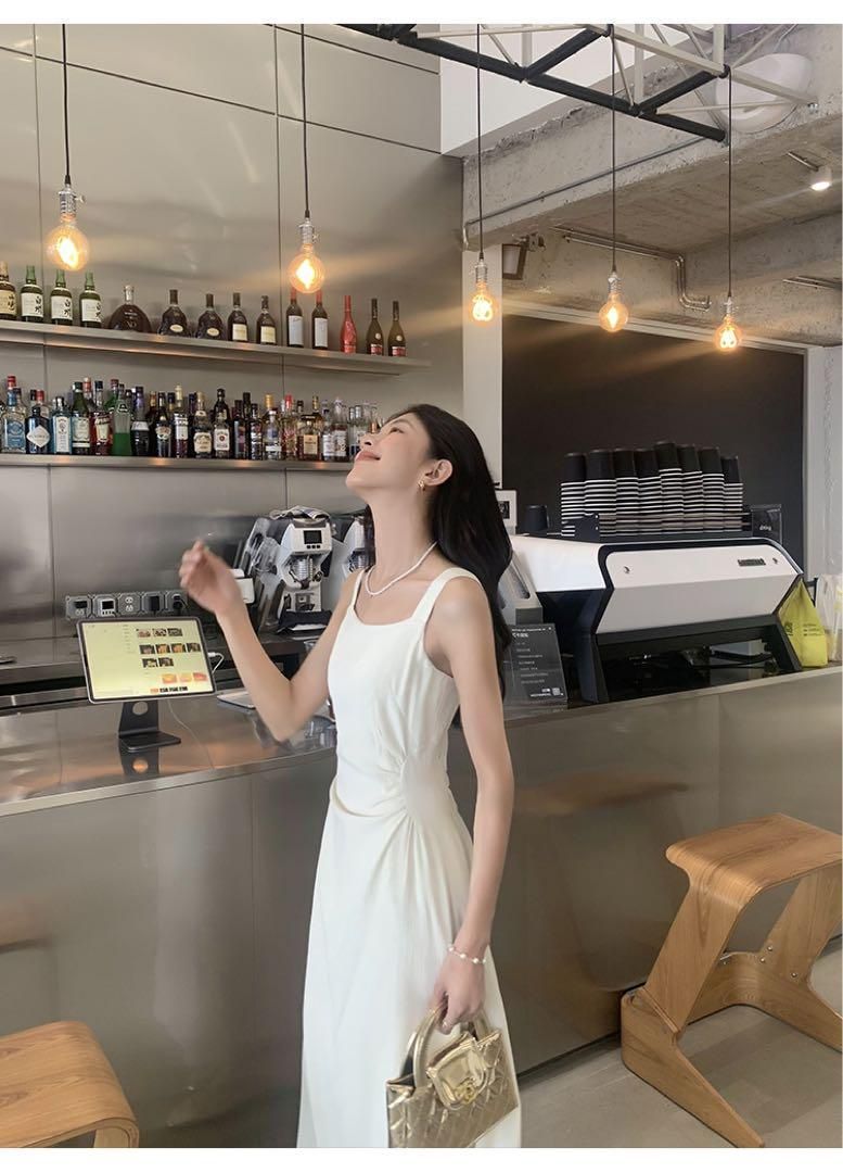 ♥ 大人気 スクエアネックロングワンピース 春のデート＆パーティにぴったり USTAUSTRALIA_COM_AU