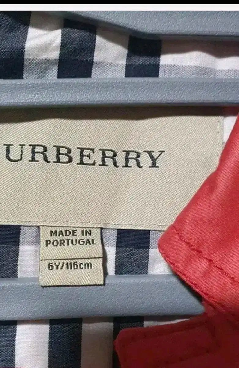 トゥイーン バーバリージャケット 6 使用感は自然ですが 着用感はありますが きれいな方です STEELWINDOWSANDDOORS_COM