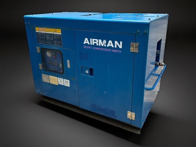 現状 AIRMAN モーターコンプレッサー SMS11S-54 0.83MPa 11kW