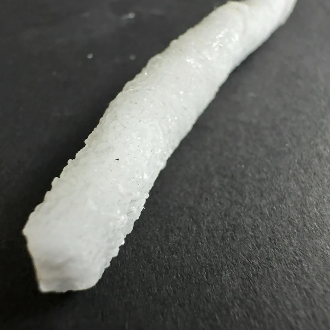 ダルネゴルスク産アラゴナイト（霰石）原石 32.5g