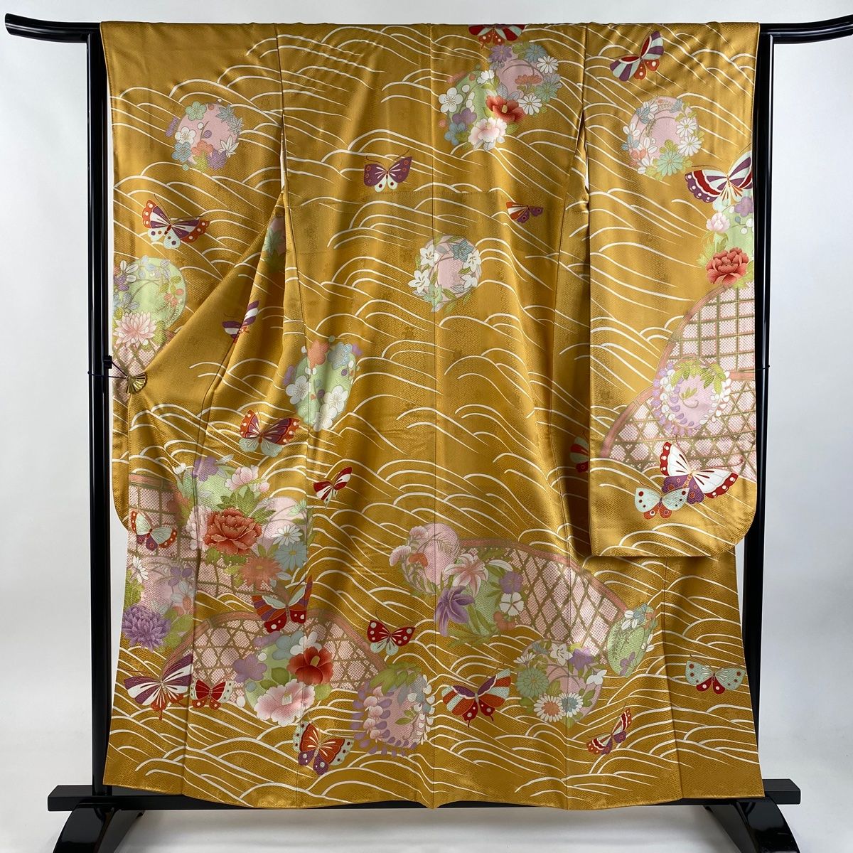 振袖 身丈158cm 裄丈64.5cm M 袷 花丸文 蝶 金糸 金彩 山吹色 正絹 秀品