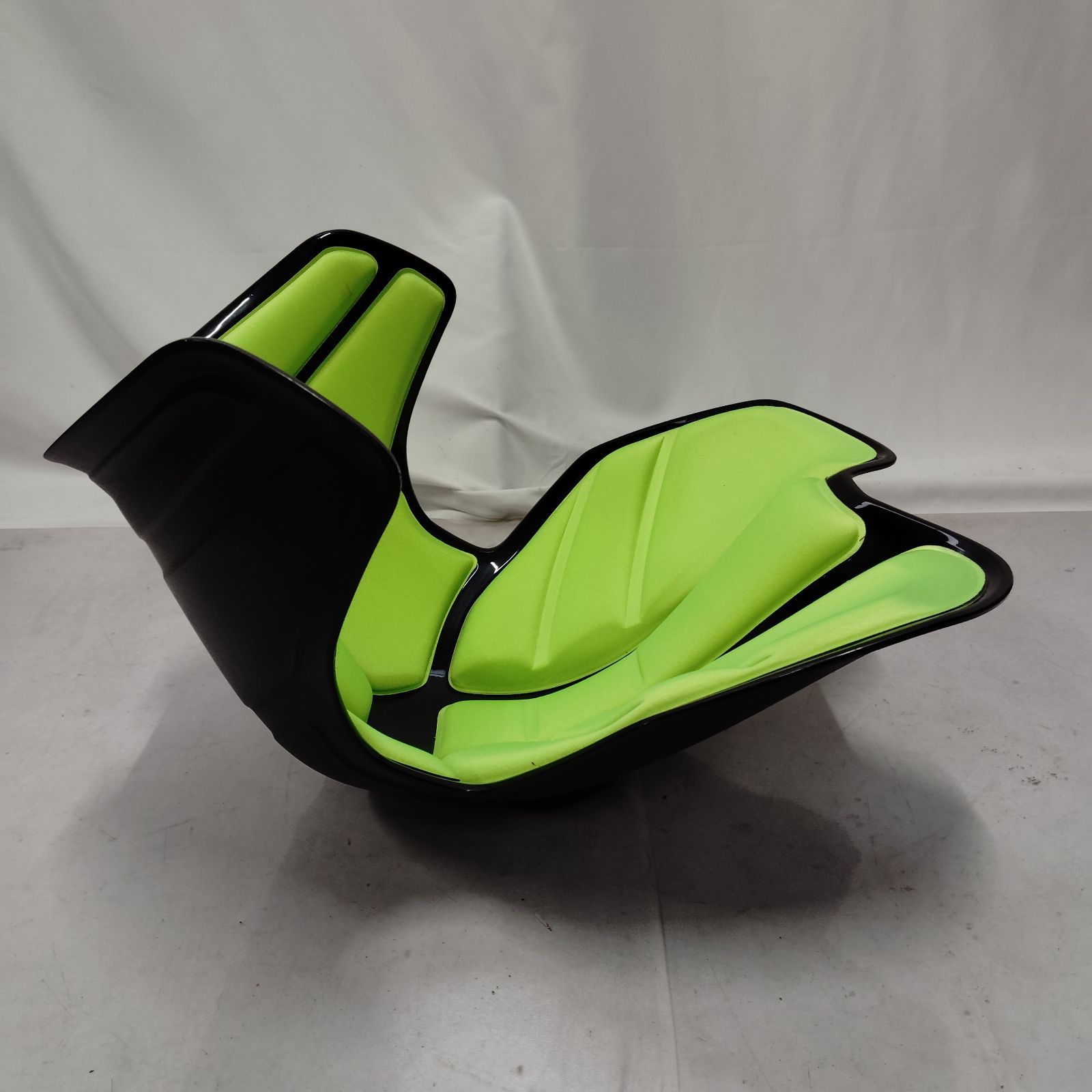 社会 MTG スタイル アスリート2 Style Athlete Ⅱ 骨盤矯正 収納袋付 YS-AH11A ブライトグリーン