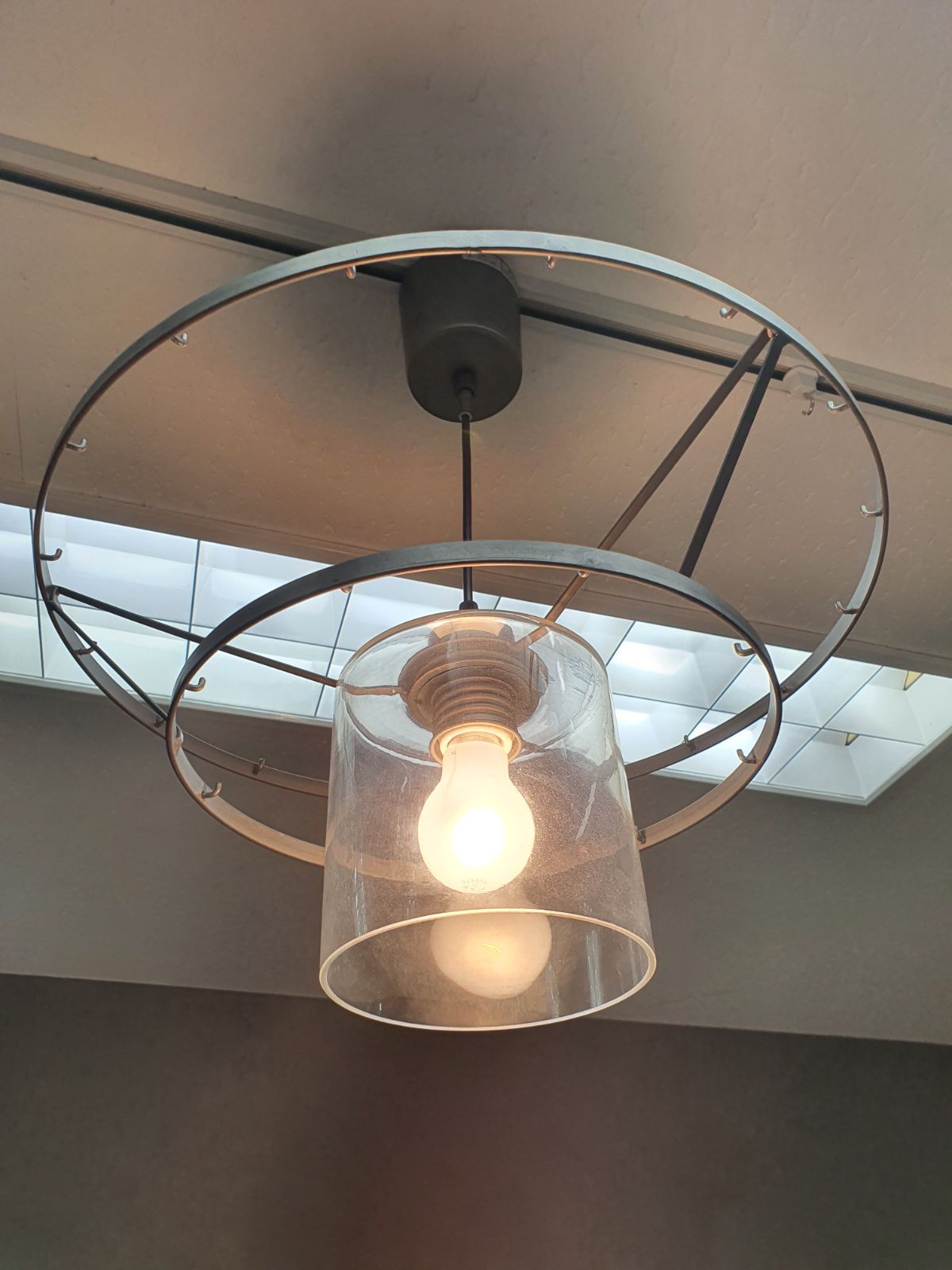 ペンダントライト 装飾の葉無し