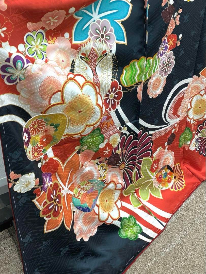 振袖 仮絵羽 金駒 金彩 ちりめん 正絹 未仕立て品 八掛付き 振袖 仮絵羽 金駒 金彩 紋意匠 正絹 未仕立て品 八掛付き MOK546