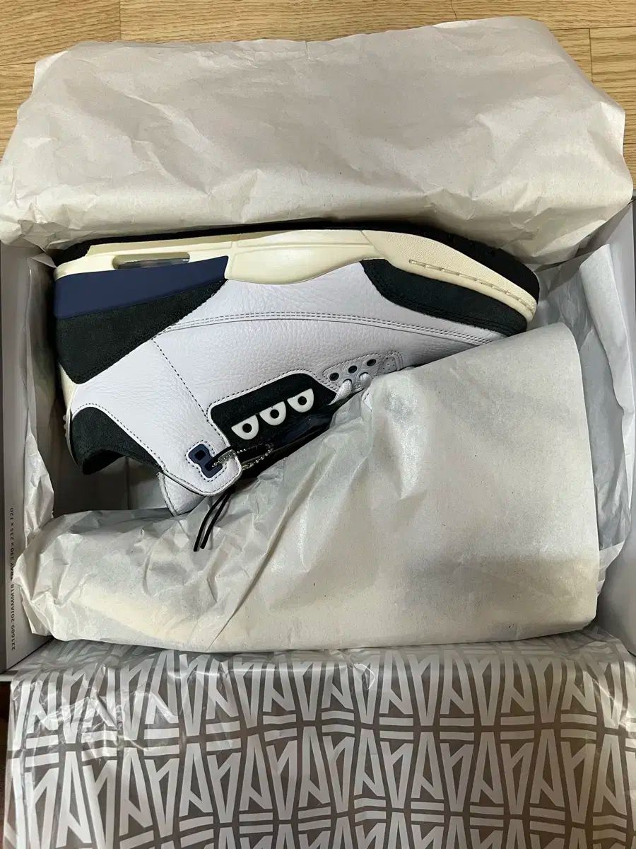 280 ジョーダン3 ア マ マニエール ポ ザ LOVE