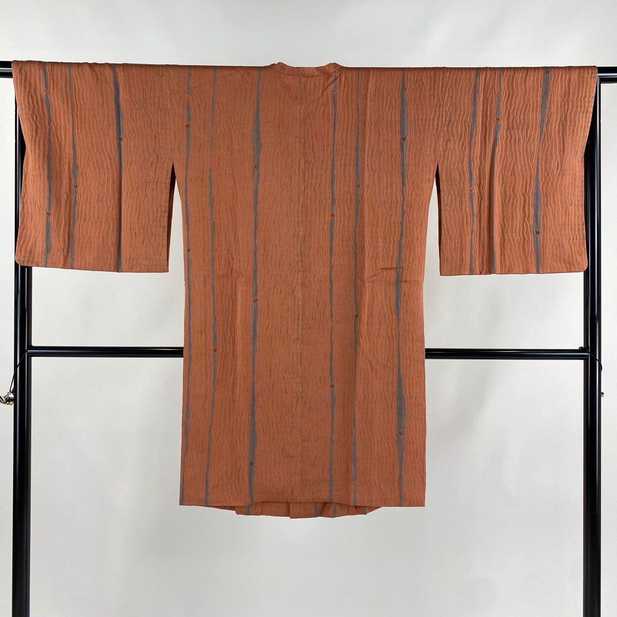道行 身丈100cm 裄丈67cm M 和装コート 角衿 縞 絞り 薄オレンジ 正絹 名品