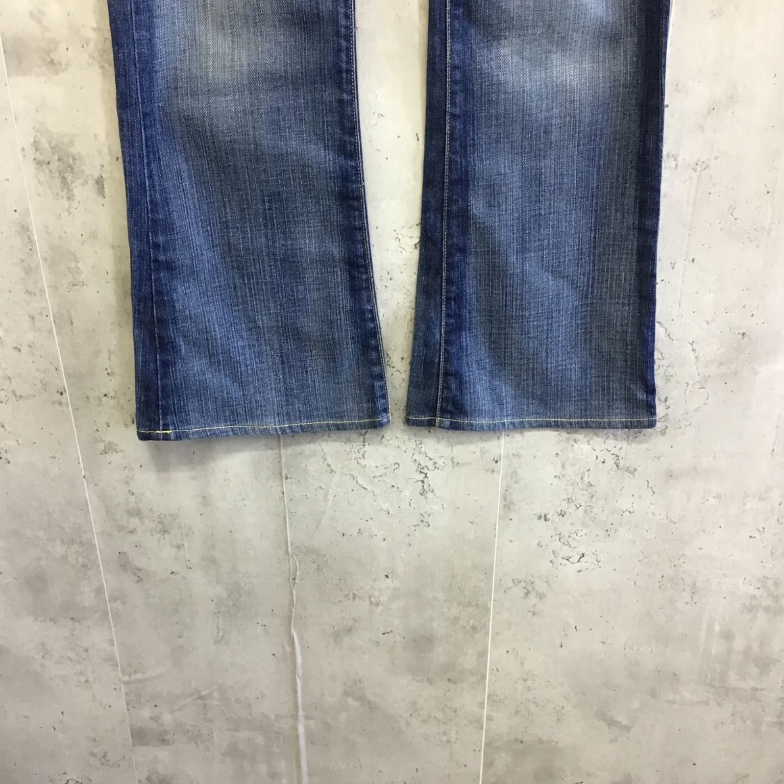 Rock & Republic ロックアンドリパブリック ブーツカットデニム