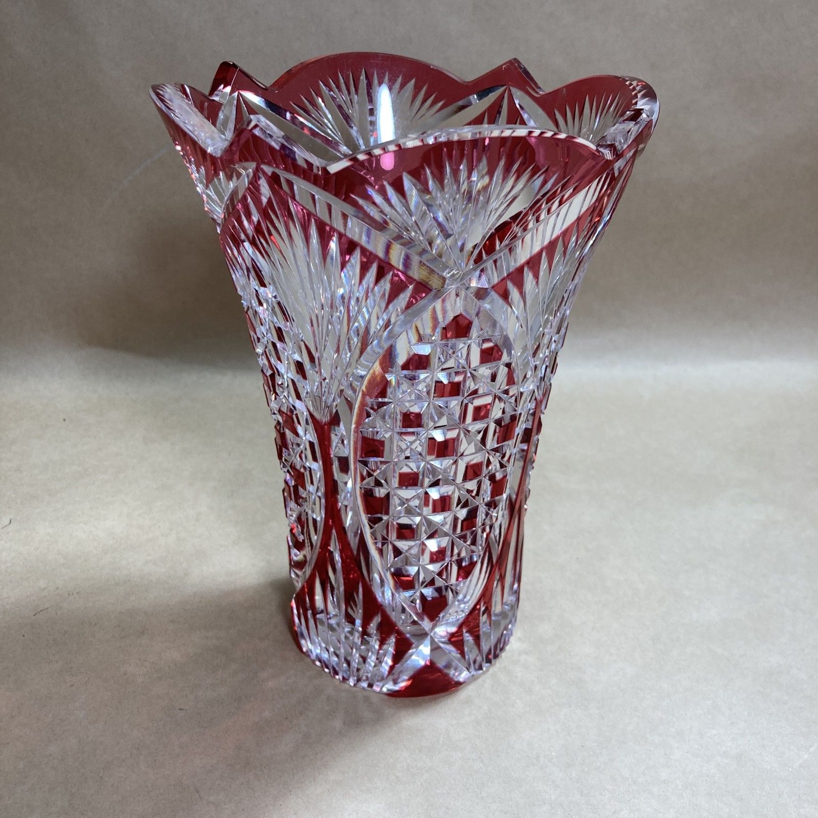 カガミクリスタル 花瓶 未使用✨カガミクリスタル 花瓶 花器 フラワー