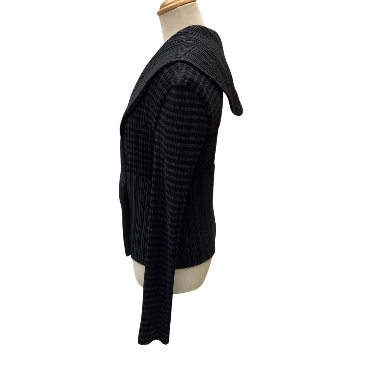 極美品✨ISSEY MIYAKE プリーツ　変形　ブラック　ジャケット ISSEY MIYAKE イッセイミヤケ HOMME PLISSE オムプリッセ