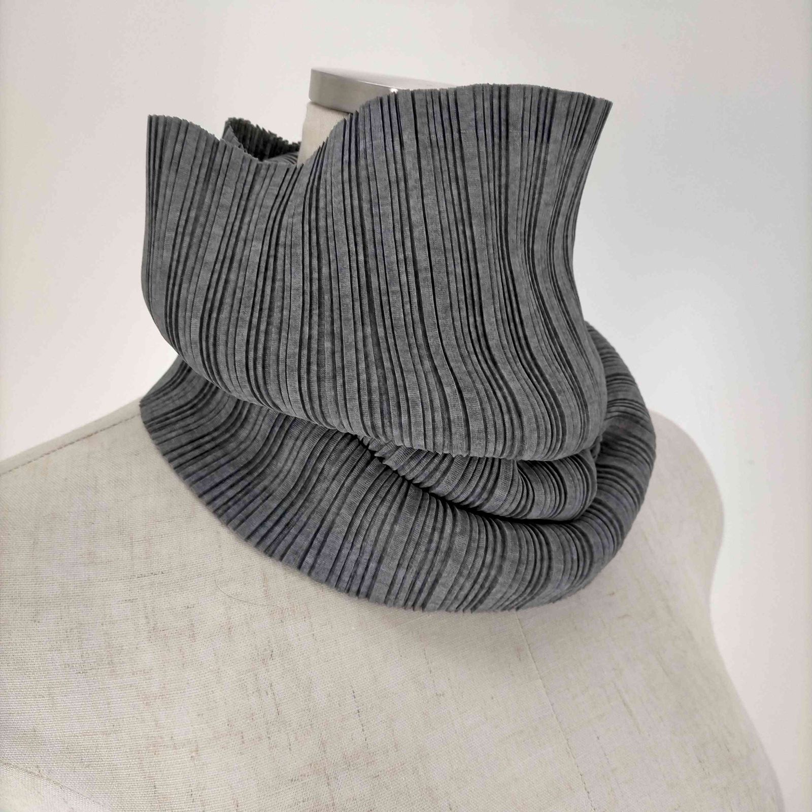 プリーツプリーズイッセイミヤケ PLEATS PLEASE ISSEY MIYAKE プリーツ