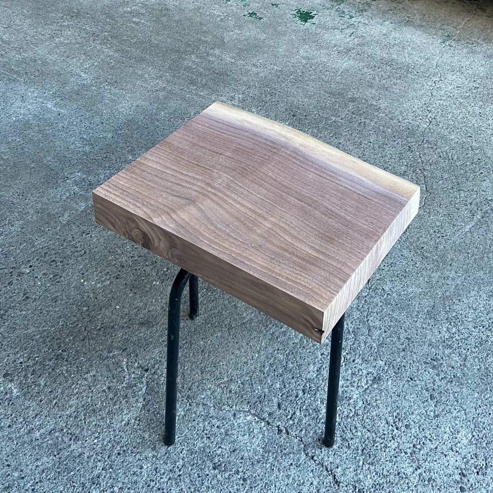 ウォールナット 一枚板 無垢材 DIY木材 サイドテーブル 花台 手作り 