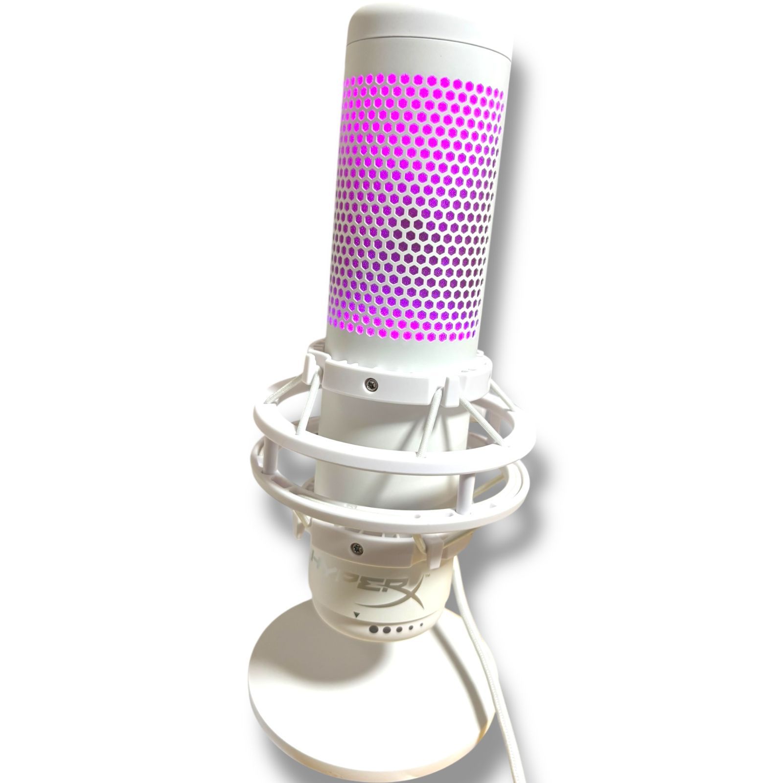 管理番号2851 HyperX QuadCast S スタンドアロンマイク RGBライティング ホワイト テレワーク ストリーマー コンテンツクリエーター ゲーマー向け PC PS4 PS5使用 2年保証 519P0AA