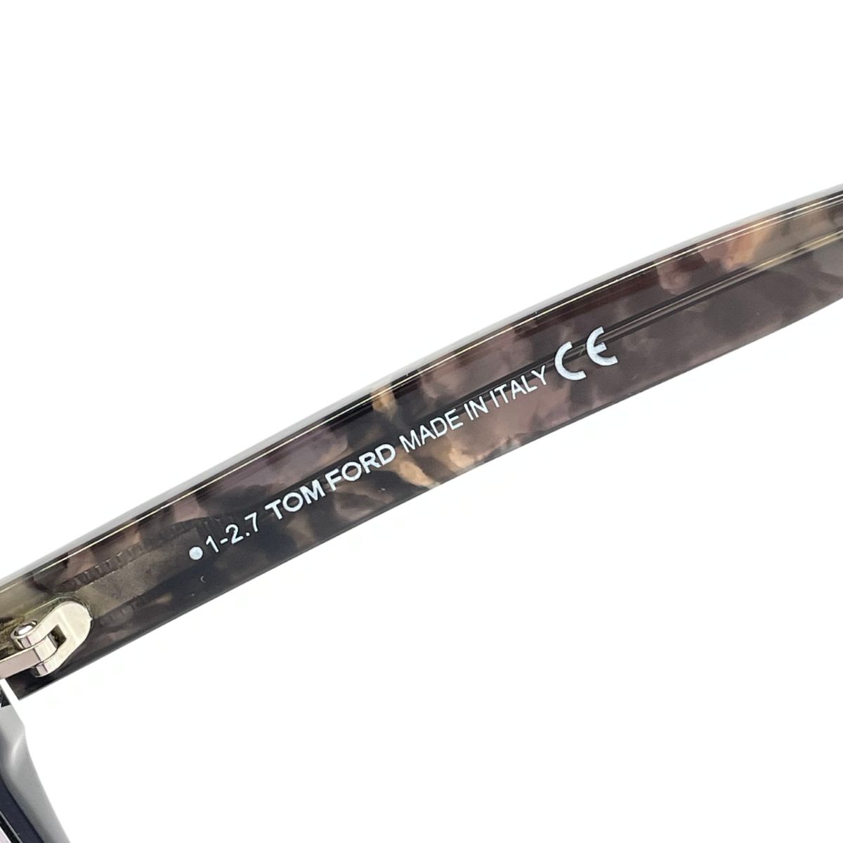 TOM FORD トムフォード サングラス 53□18 145 イタリア製 TF5477-F 
