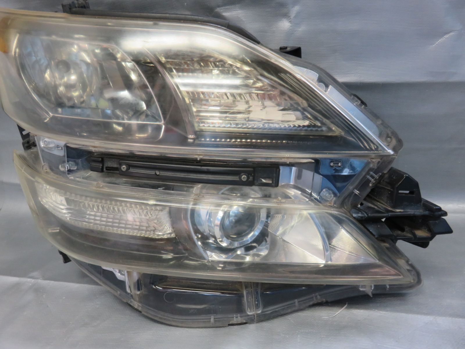 ☆STD5386 点灯OK ヴェルファイア20系 前期 AFS付ヘッドライト/HID