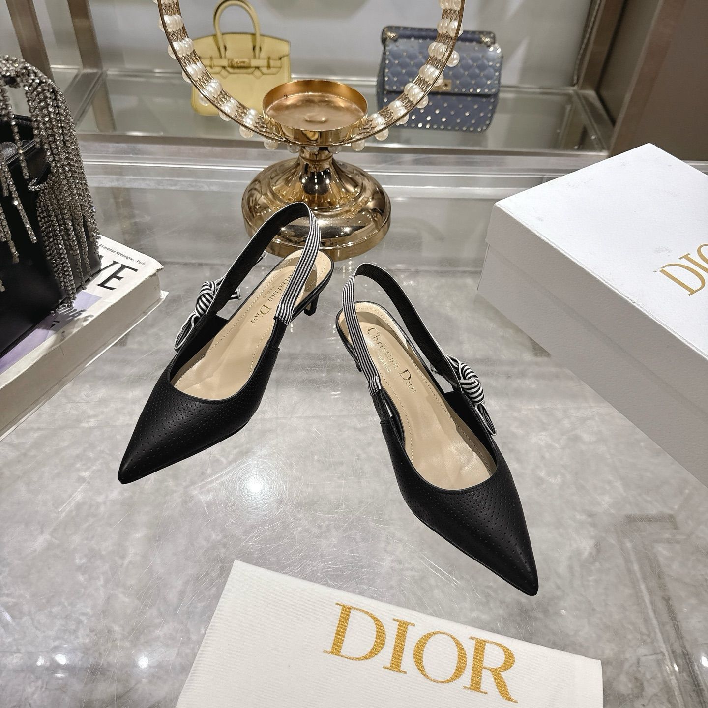 Dior ディオール テーパード トゥ フラット / ハイヒール