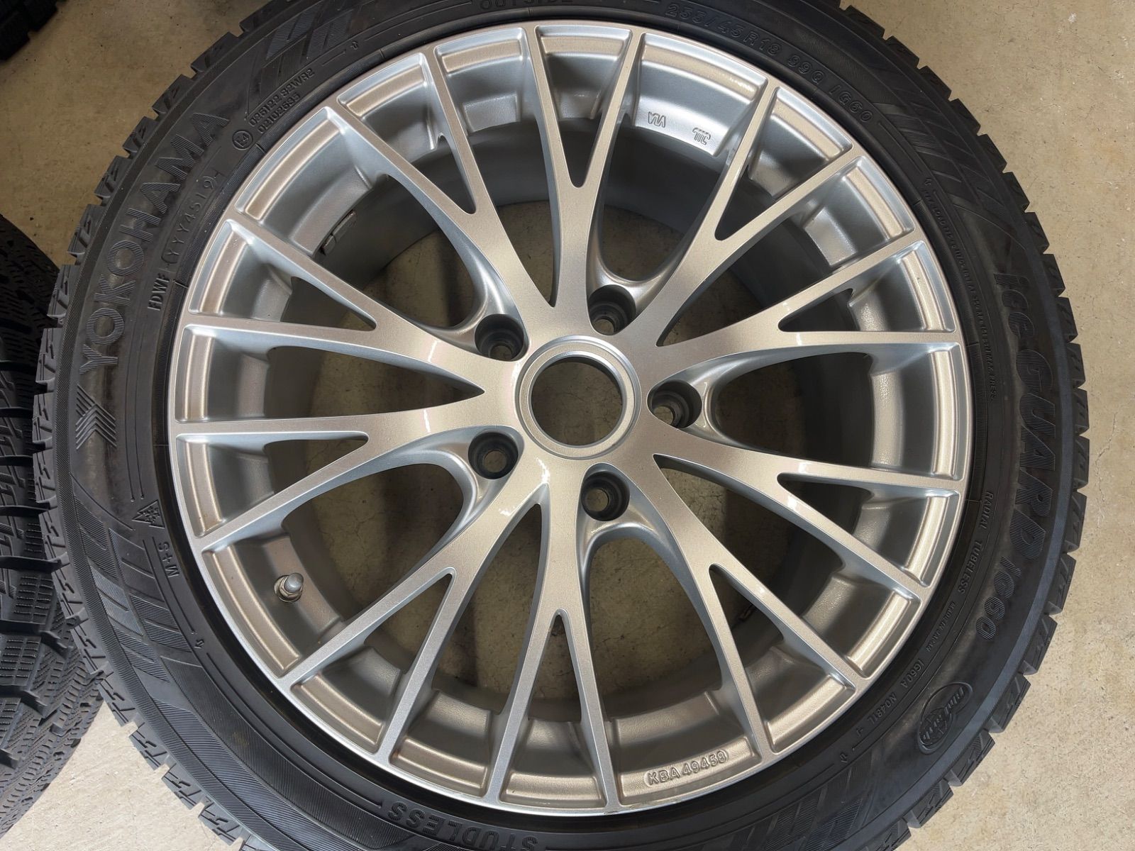 ポルシェ 981ケイマン・ボクスター 純正18インチ タイヤ4本セット