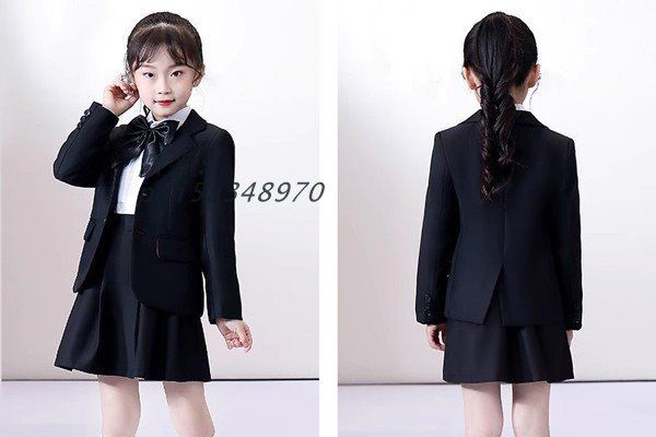 女の子 スーツ