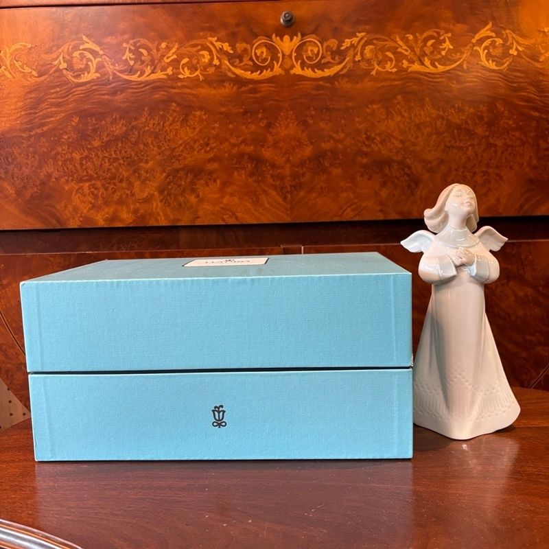 フィギュリン 陶器