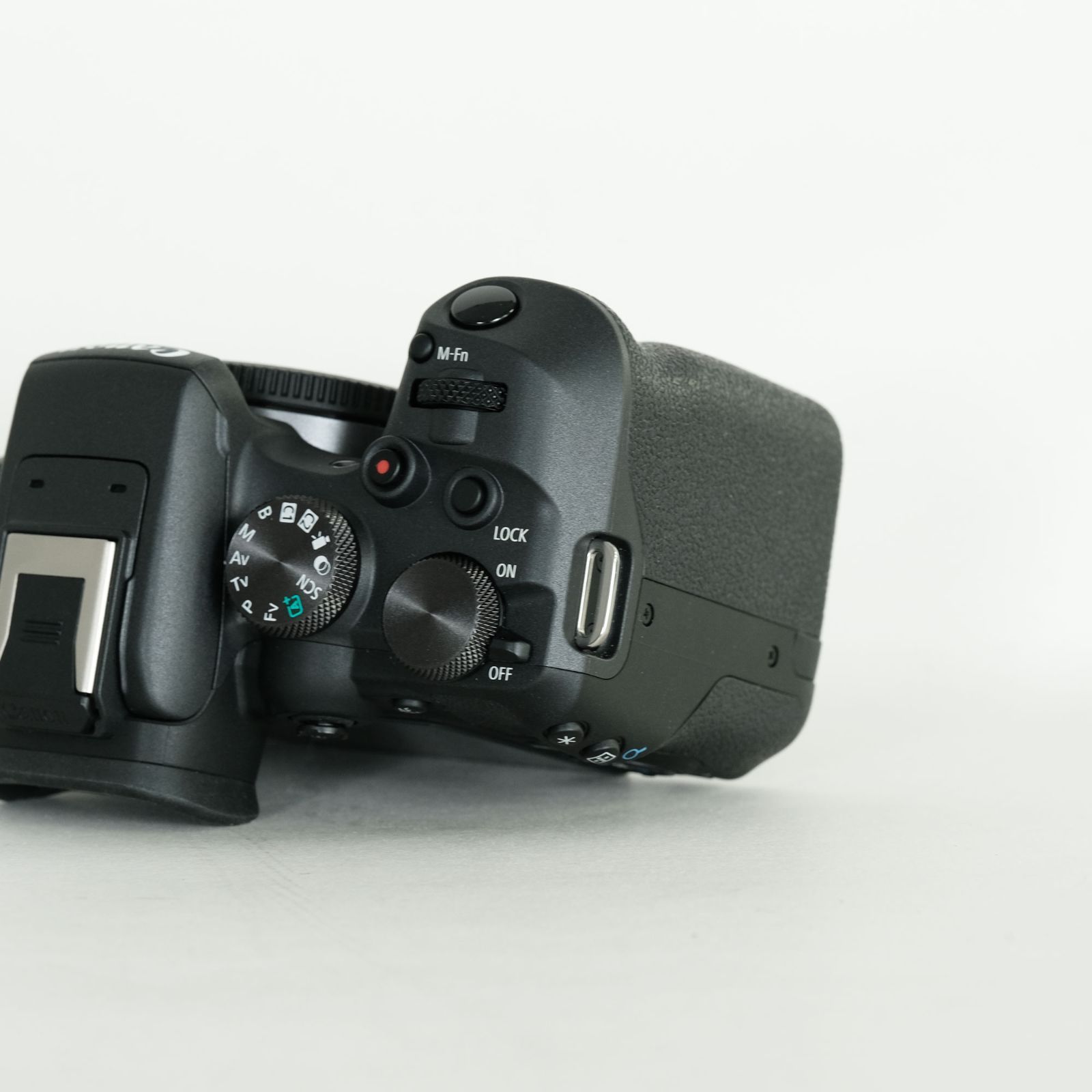 美品｜シャッター数1,000回以下｜バッテリー2個付] Canon EOS R10 
