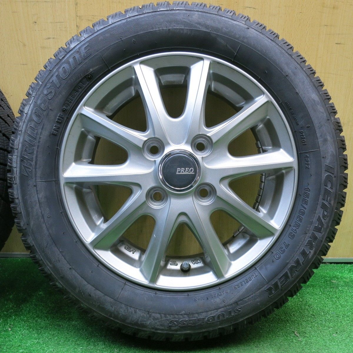 ③ タイヤ新品！ブリヂストン アイスパートナー VIOLENTO アルミホイール付きスタッドレスタイヤ 4本セット　175/65/15 アクア スタッドレスタイヤ ICEPARTNER2（アイスパートナー２） 商品説明