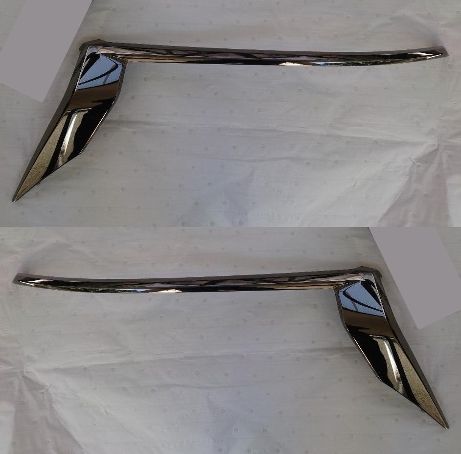 トヨタ TOYOTA 純正 ランドクルーザープラド 150系 ヘッドランプ オーナメント ガーニッシュ 漆黒 メッキ RH LH 助手席 運転席 セット パーツ エンジン タイヤ バンパー 検索 マフラー