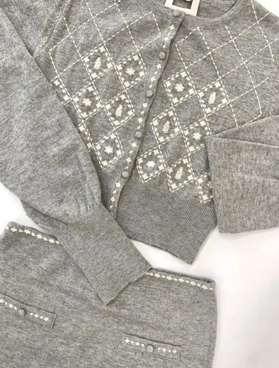 GLOWNY グロウニー サブリナ ウール セットアップ