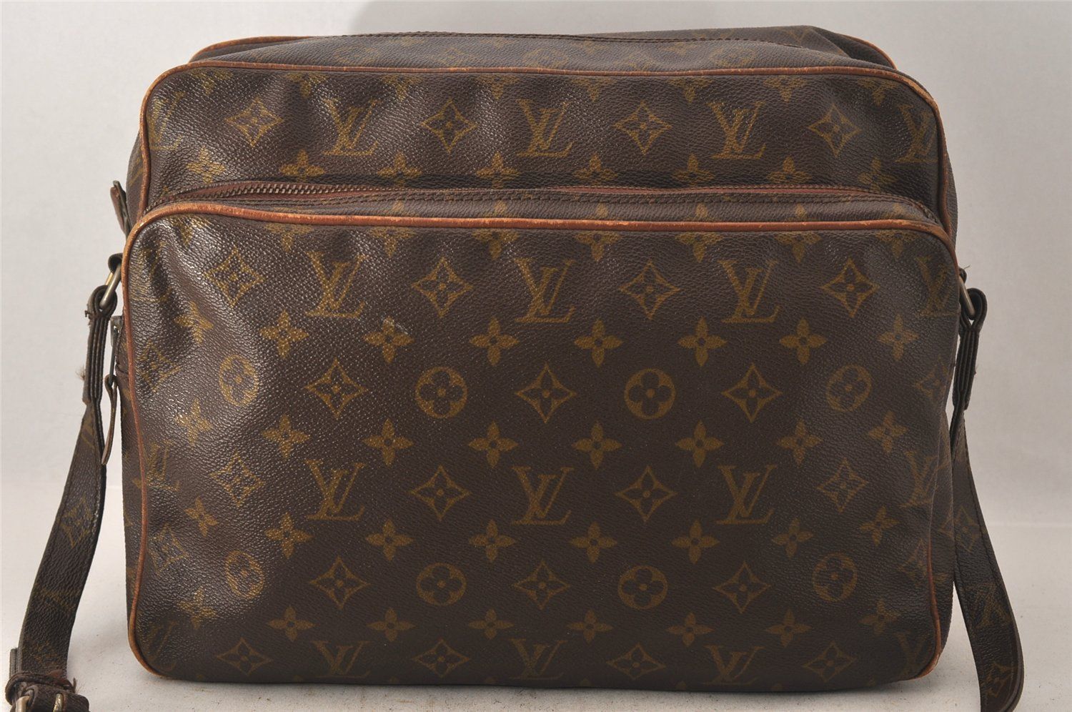 ルイヴィトン　モノグラム　ヴィンテージ　旧ナイル LOUIS VUITTON ルイヴィトン モノグラム ナイル 34 ショルダー