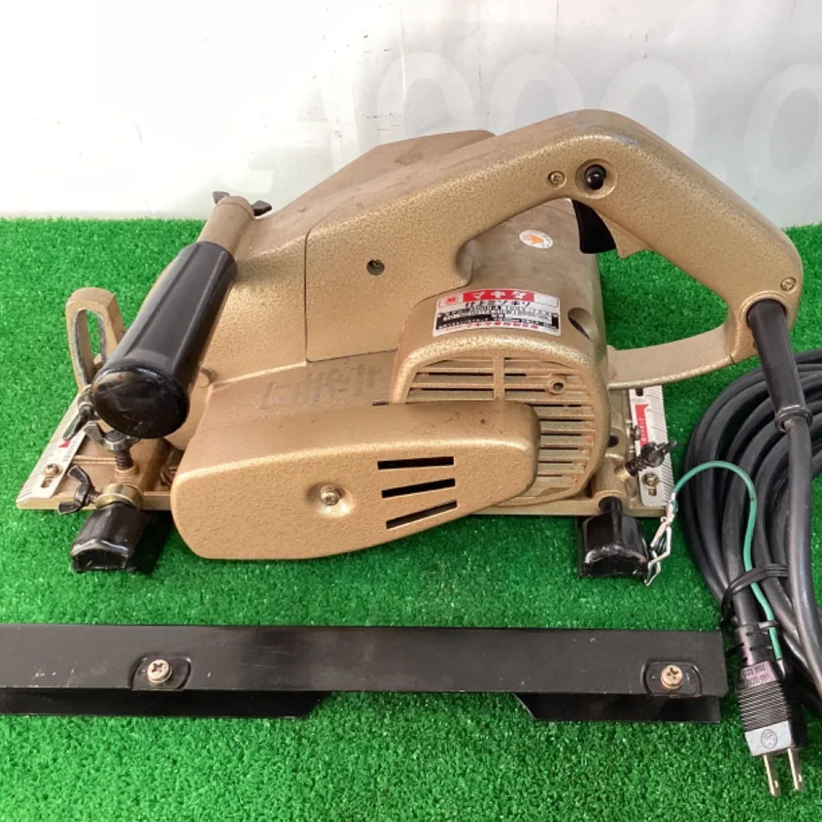 マキタ 3800N-A 仕上ミゾキリ  木箱入り　新品　1台 マキタ 3800N-A 仕上ミゾキリ 木箱入り 新品 1台 - メルカリ