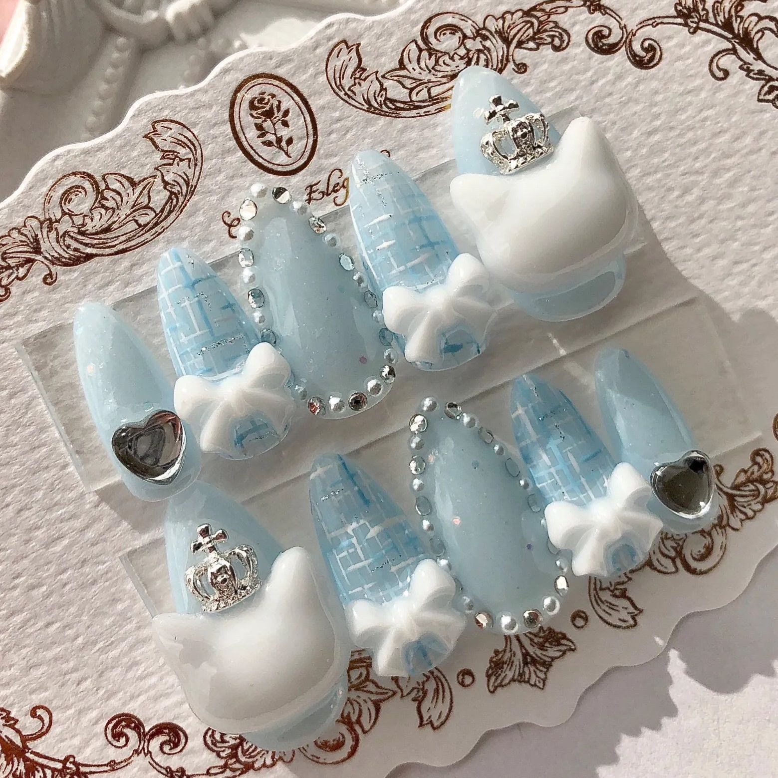 ネイルチップ 量産型 地雷 サブカル 天使界隈 水色 ブルー ホワイト 猫  