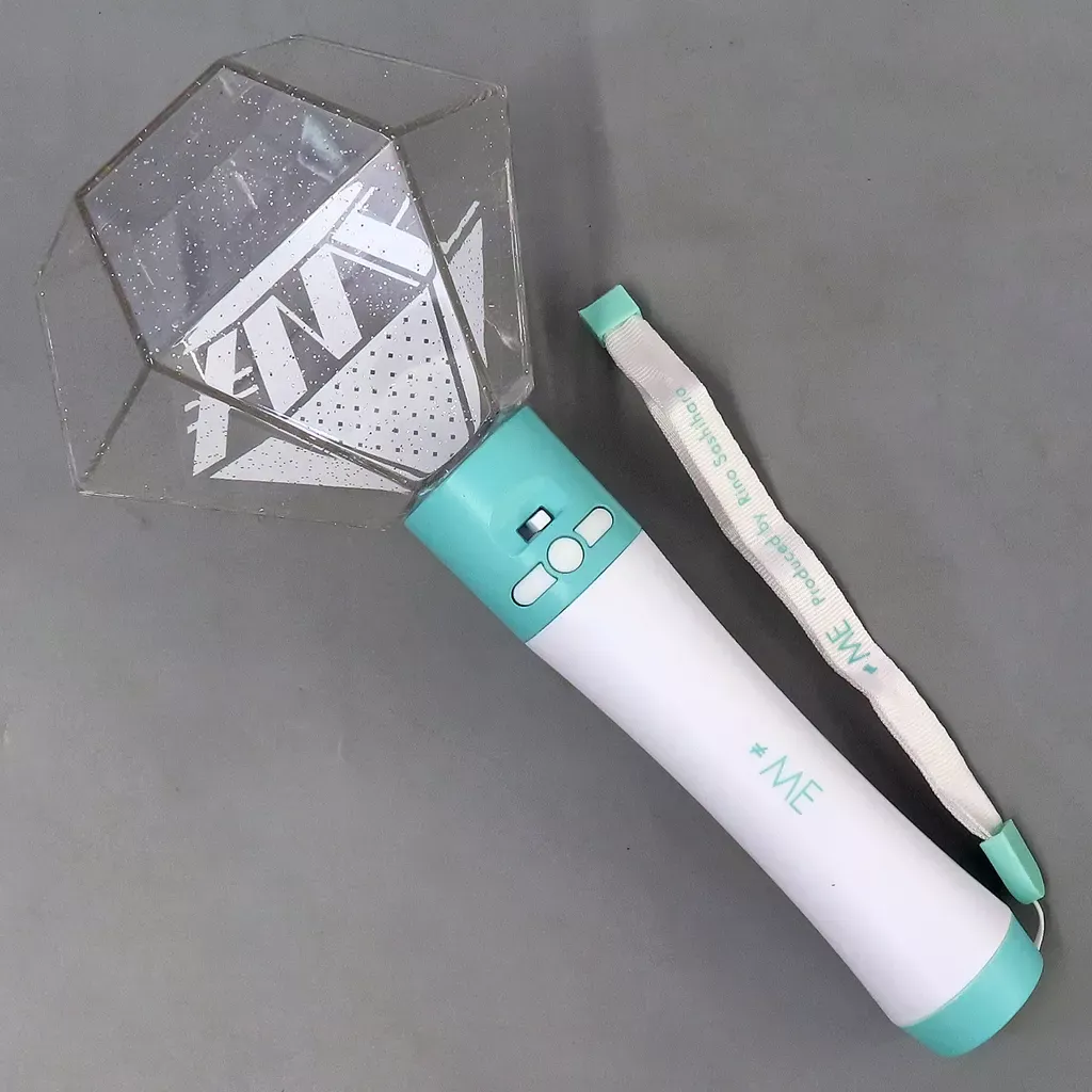 2025年最新】ノットイコールミー ペンライトの人気アイテム - メルカリ