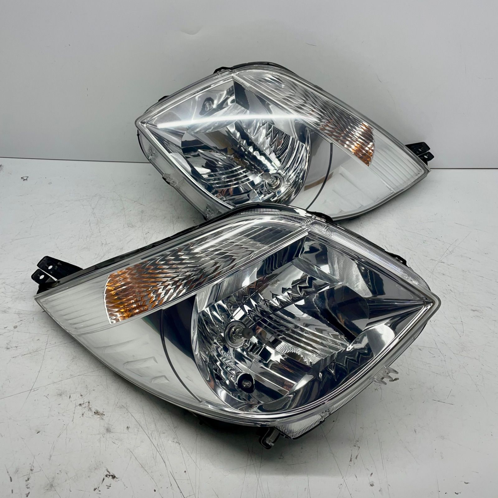 美品【コーティング済】スズキ MK21S ML21S パレット ルークス ヘッドライト ランプ レンズ 左右セット LR レベ付 koito 100-59174 P70270