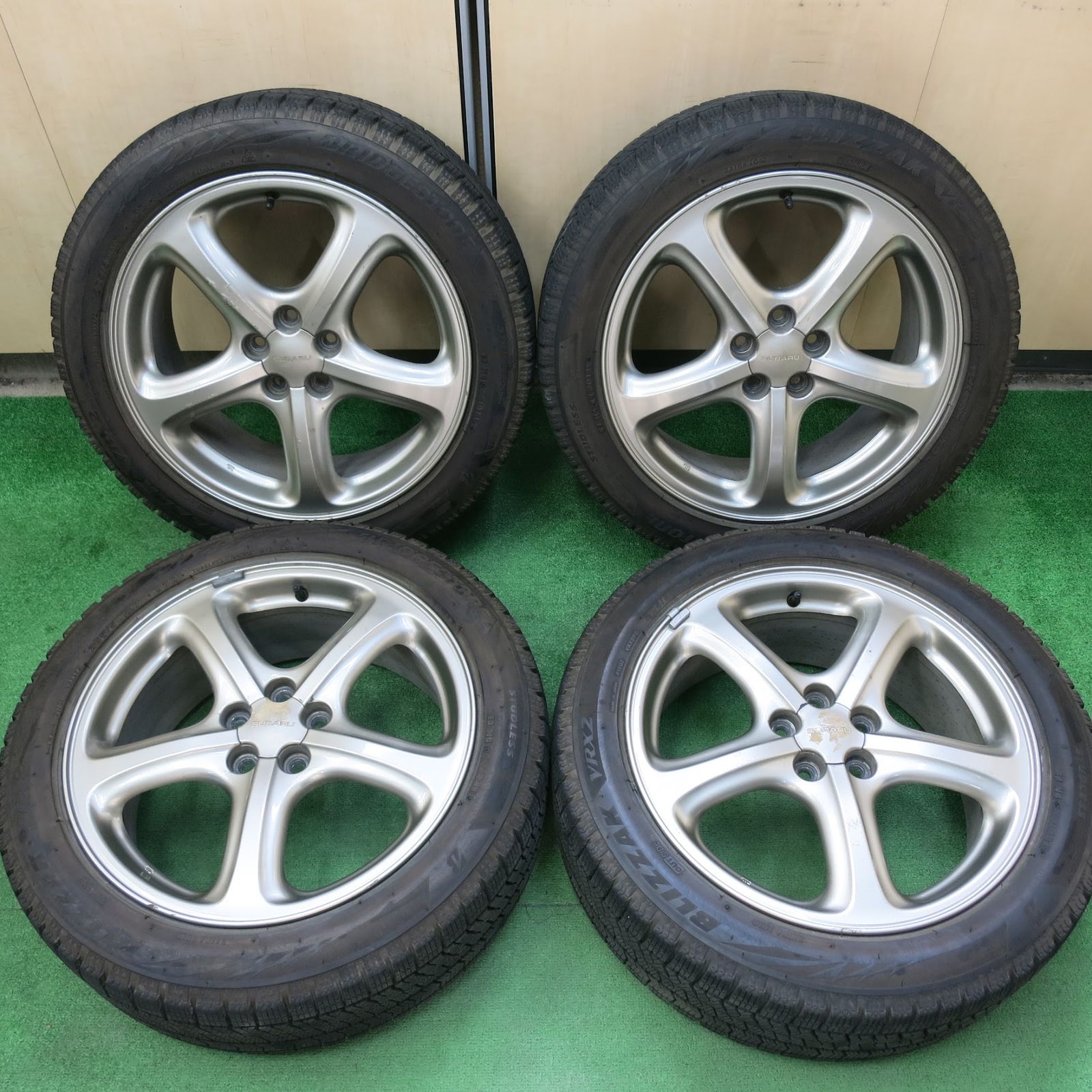 送料無料]バリ溝！19年！9.5分☆スバル BH系 レガシィ 純正 205/50R17 スタッドレス ブリヂストン ブリザック VRX2 17インチ  PCD100/5H☆3042804ヒス - メルカリ