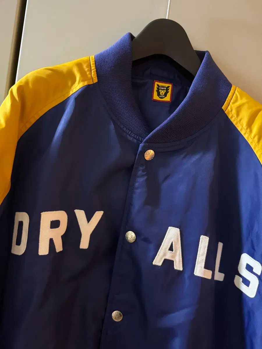 ナイロン スタジアム