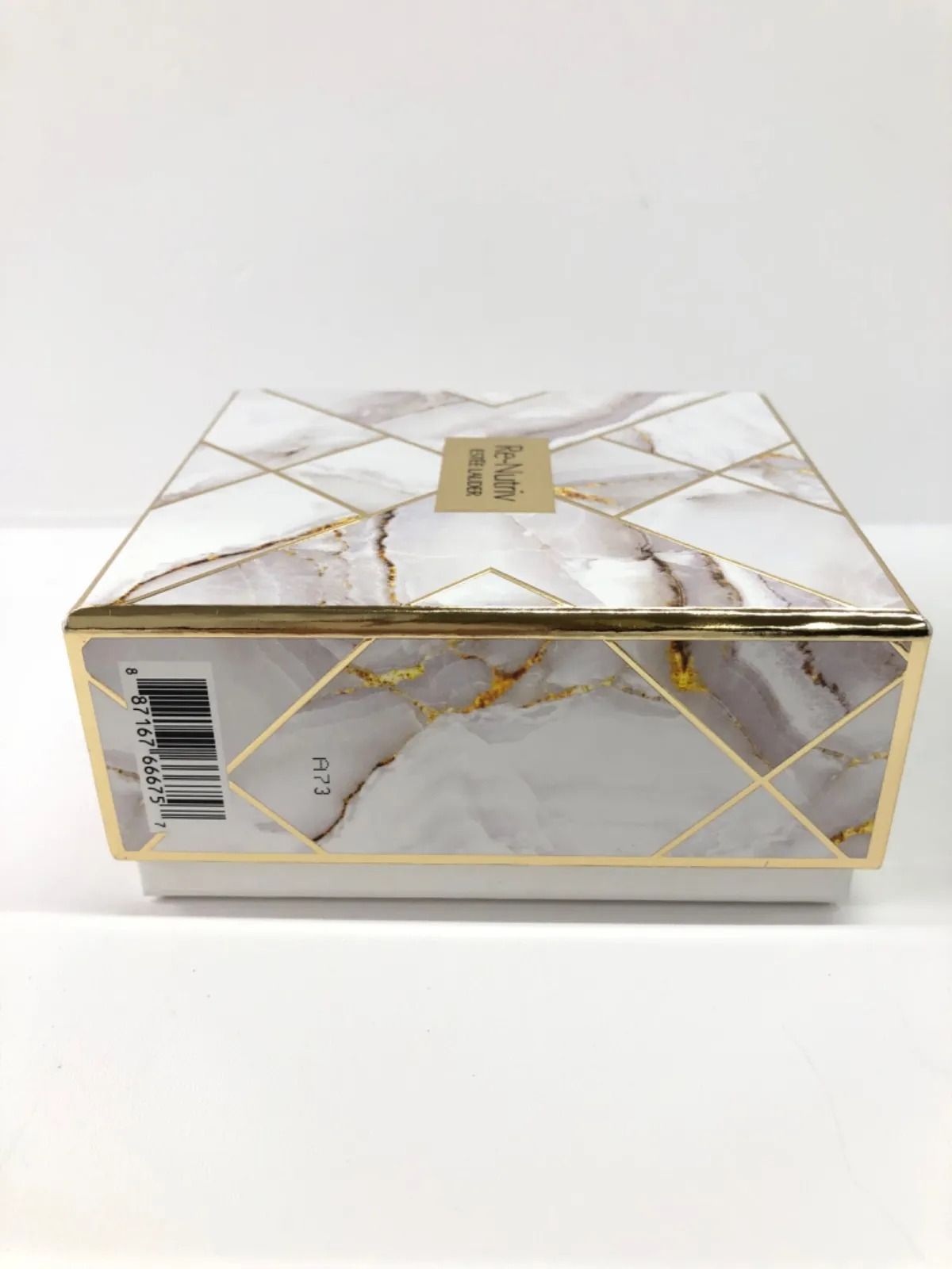 L561 ESTEE LAUDER エスティーローダー Re-Nutriv リニュートリィブ UL